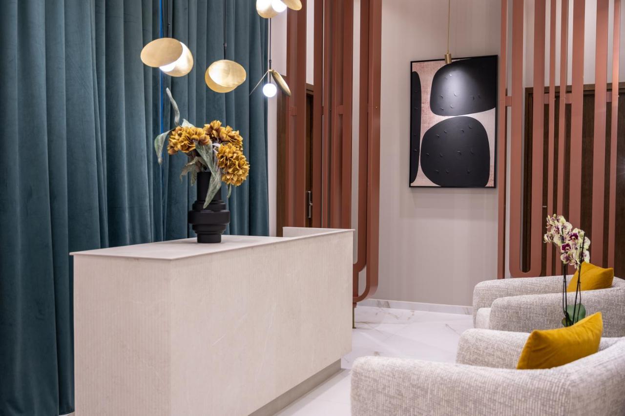 Omma Suites 罗希姆诺 外观 照片