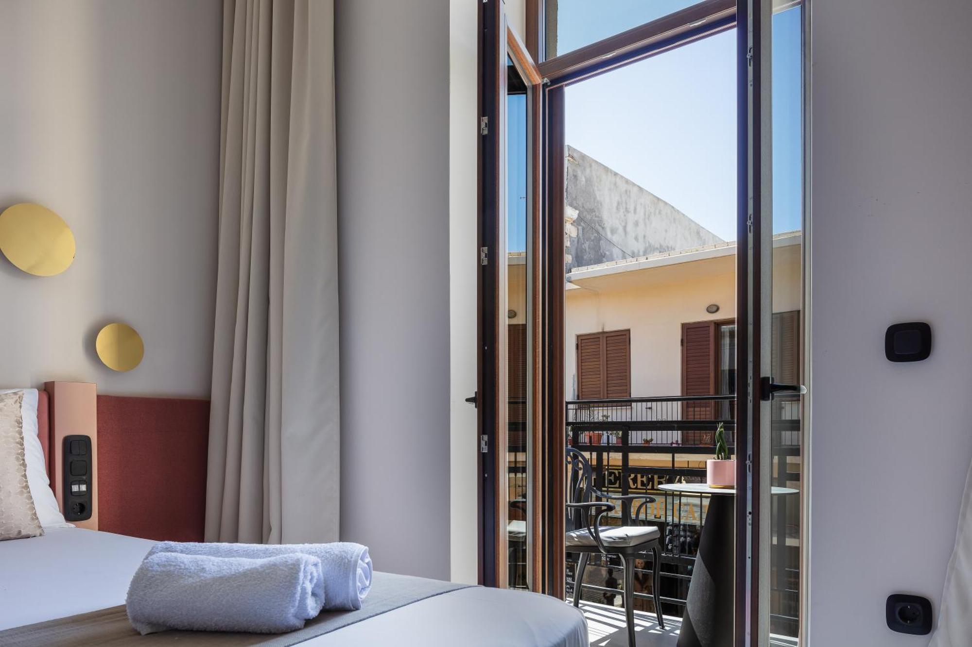 Omma Suites 罗希姆诺 外观 照片